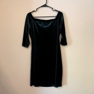 Off the shoulder dark green velvet dress in XL